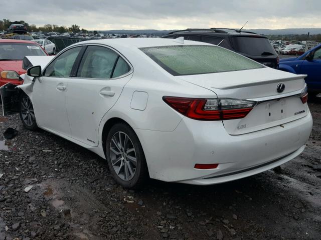 JTHBW1GG4G2118937 - 2016 LEXUS ES 300H WHITE photo 3