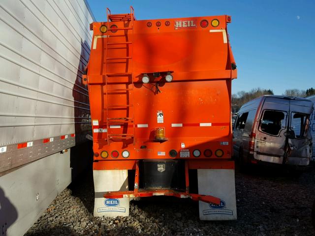 1M2AV04C8EM010894 - 2014 MACK 600 MRU600 ORANGE photo 6