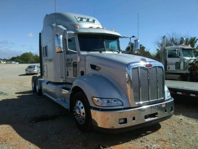 1XPHD49X0CD155996 - 2012 PETERBILT 386 SILVER photo 1