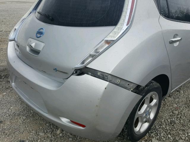 JN1AZ0CP0BT006212 - 2011 NISSAN LEAF SV SILVER photo 9