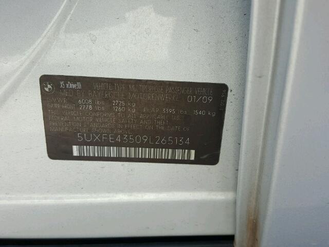 5UXFE43509L265134 - 2009 BMW X5 XDRIVE3 SILVER photo 10