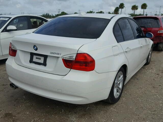 WBAVA33598KX84235 - 2008 BMW 328 WHITE photo 4