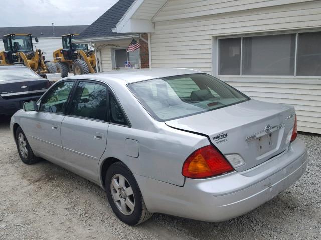 4T1BF28B22U257371 - 2002 TOYOTA AVALON XL SILVER photo 3