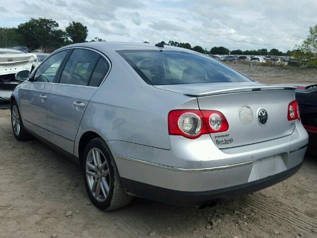 WVWEK73C08E210093 - 2008 VOLKSWAGEN PASSAT LUX SILVER photo 3