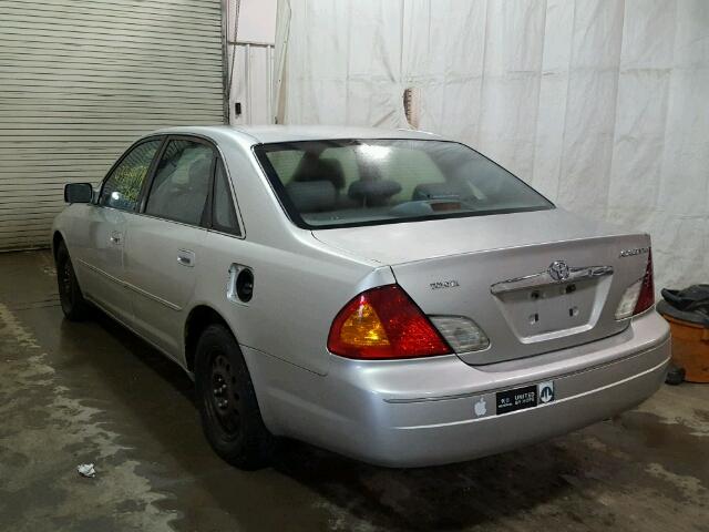 4T1BF28B22U237220 - 2002 TOYOTA AVALON XL SILVER photo 3