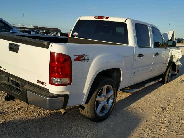 3GTRKVE36AC102336 - 2010 GMC SIERRA K15 WHITE photo 4