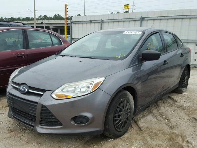 1FAHP3E27CL318782 - 2012 FORD FOCUS S CHARCOAL photo 2