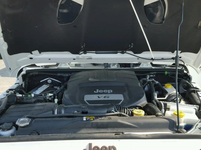 1C4AJWBG9HL537006 - 2017 JEEP WRANGLER S 白色 照片 7