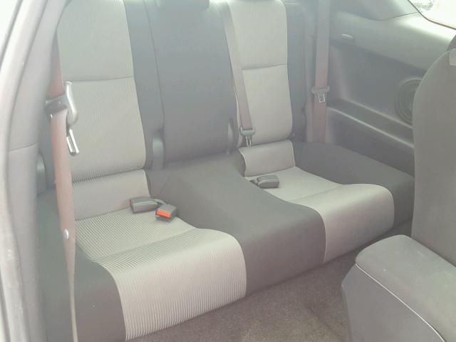 JTKJF5C72GJ023396 - 2016 TOYOTA SCION TC 灰色 照片 6