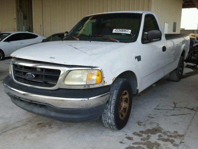 1FTPF17L81NA83877 - 2001 FORD F150 WHITE photo 2