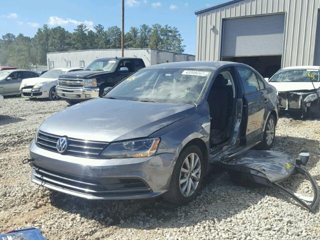 3VWLA7AJ0FM283920 - 2015 VOLKSWAGEN JETTA GRAY photo 2