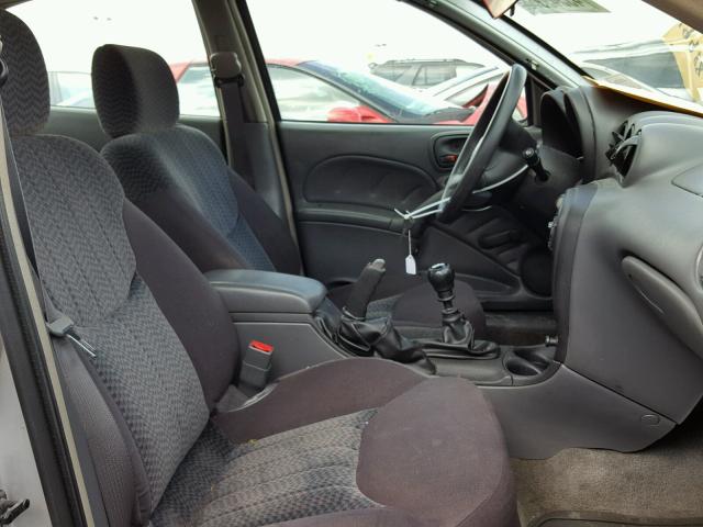 1G2NE52F44C181697 - 2004 PONTIAC GRAND AM S ვერცხლისფერი ფოტო 5