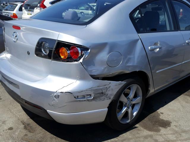 JM1BK323951347078 - 2005 MAZDA 3 S SILVER photo 9