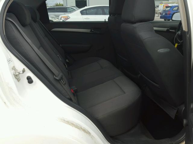 KL1TD56E39B323842 - 2009 CHEVROLET AVEO LS WHITE photo 6