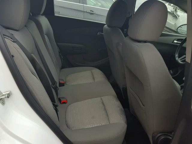 1G1JA6SH7E4196549 - 2014 CHEVROLET SONIC LS WHITE photo 6