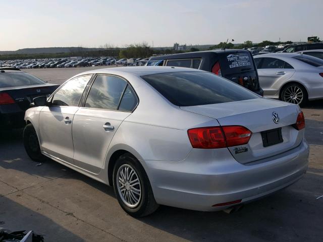 3VW2K7AJ0BM069061 - 2011 VOLKSWAGEN JETTA BASE SILVER photo 3