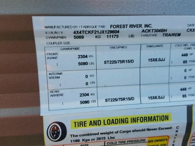 4X4TCKF21JX129604 - 2018 WILDWOOD CHEROKEE BLUE photo 10