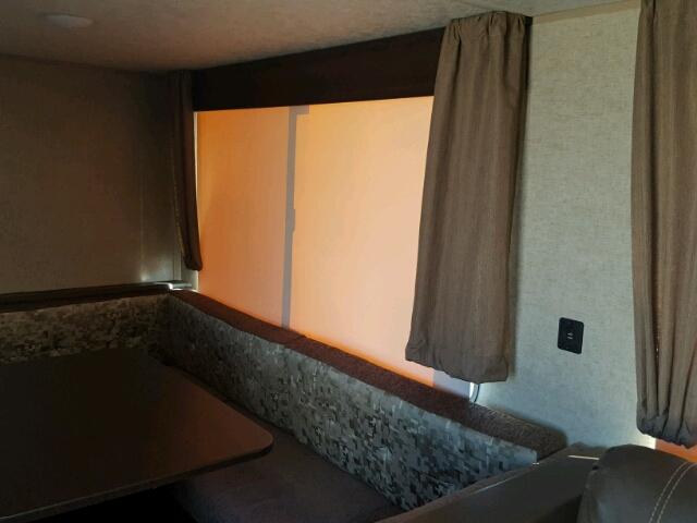 4X4TCKF21JX129604 - 2018 WILDWOOD CHEROKEE BLUE photo 6