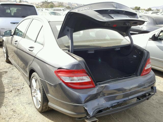 WDDGF5EB4BR174193 - 2011 MERCEDES-BENZ C 300 GRAY photo 3