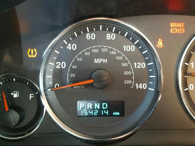 1J8HG48K46C318229 - 2006 JEEP COMMANDER GRAY photo 8