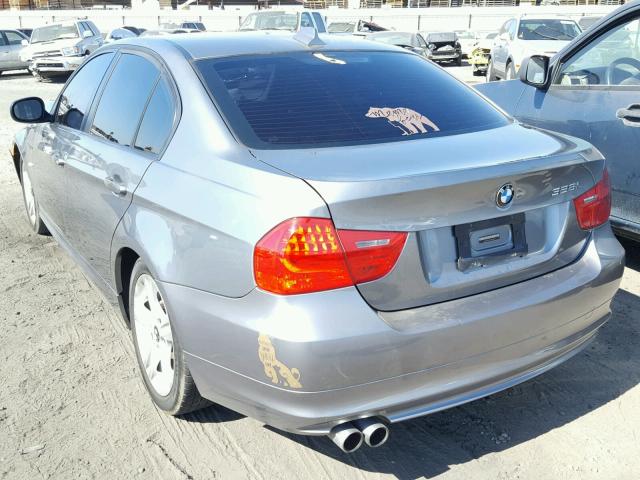 WBAPH5G51ANM69721 - 2010 BMW 328 I SULE CHARCOAL photo 3