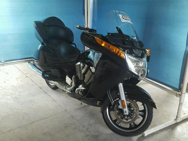 5VPSW36N4C3008974 - 2012 VICTORY MOTORCYCLES VISION TOU BLACK photo 1