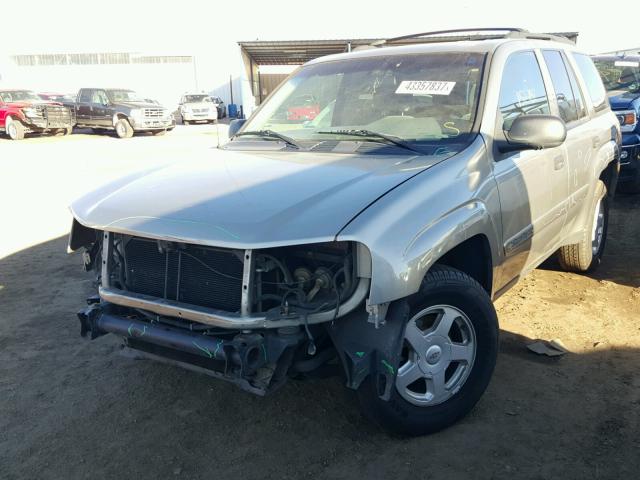 1GNDT13S622187531 - 2002 CHEVROLET TRAILBLAZE GRAY photo 2