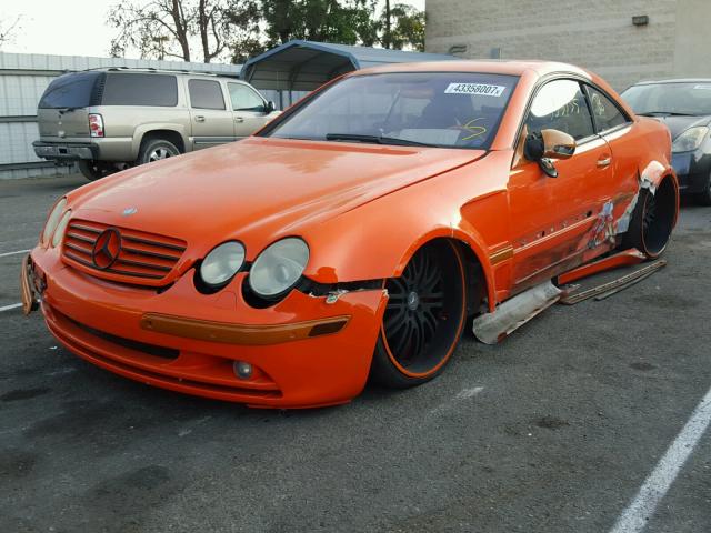 WDBPJ75JX2A022394 - 2002 MERCEDES-BENZ CL 500 ORANGE photo 2