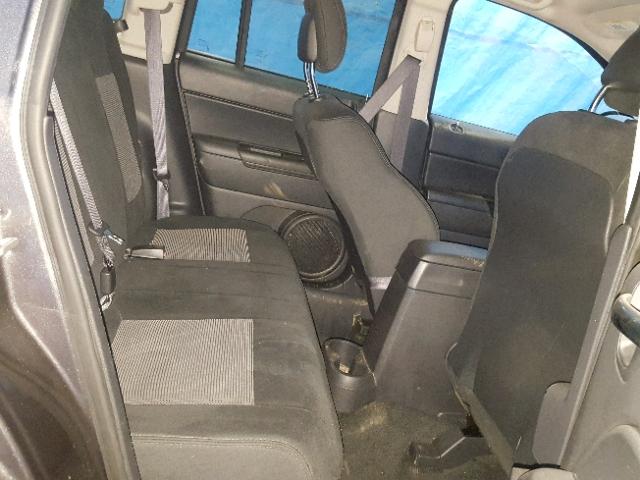 1C4NJCBA9HD124735 - 2017 JEEP COMPASS SP GRAY photo 6