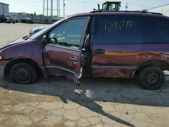 2B4GP2532YR812827 - 2000 DODGE CARAVAN PURPLE photo 9