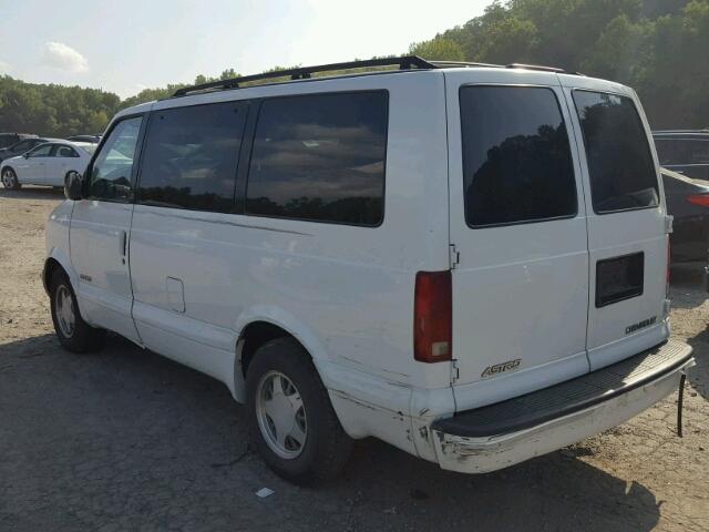 NJ819A - 2001 CHEVROLET ASTRO WHITE photo 3