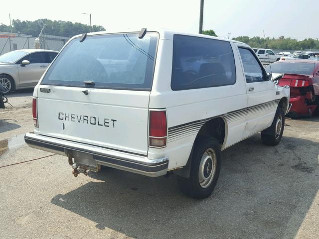 1GNCS18R6J8105877 - 1988 CHEVROLET BLAZER S10 WHITE photo 4