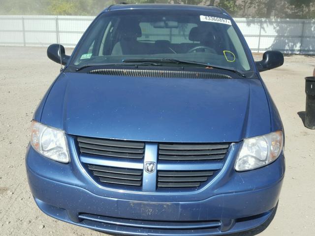 1D4GP45R97B129008 - 2007 DODGE CARAVAN BLUE photo 9