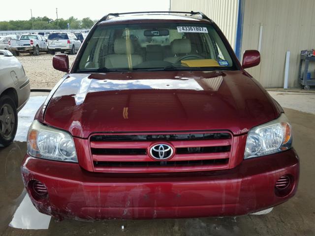 JTEDP21A850083048 - 2005 TOYOTA HIGHLANDER RED photo 9