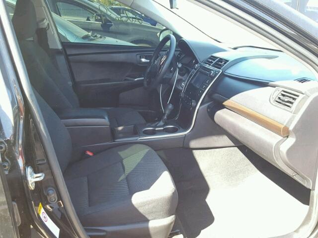 4T4BF1FK3GR539111 - 2016 TOYOTA CAMRY LE შავი ფოტო 5