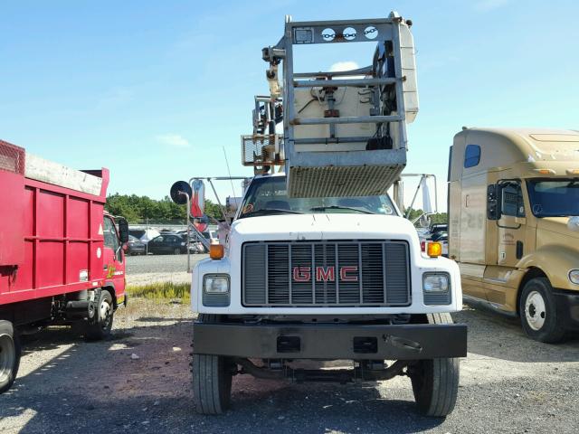 1GDM7H1C2YJ509478 - 2000 GMC C-SERIES WHITE photo 9