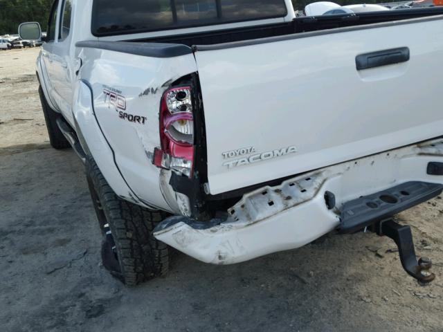 3TMJU62NX8M052572 - 2008 TOYOTA TACOMA DOU WHITE photo 9