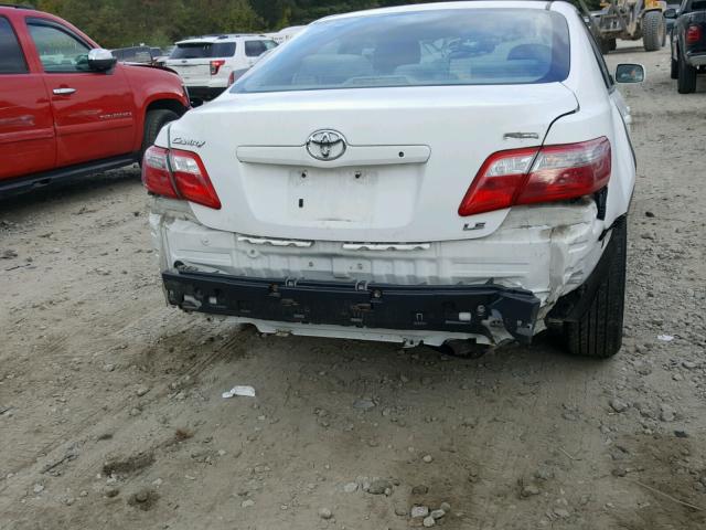 4T4BE46K19R135733 - 2009 TOYOTA CAMRY BASE WHITE photo 9