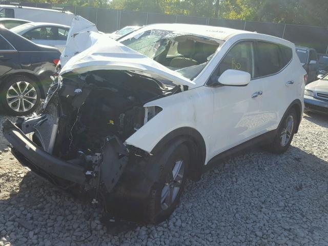 5NMZT3LB3HH020798 - 2017 HYUNDAI SANTA FE S WHITE photo 2