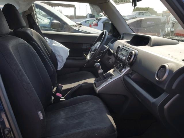 JTLKE50E881028884 - 2008 TOYOTA SCION XB Көк фото 5