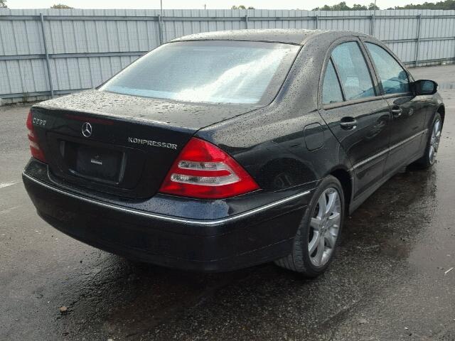 WDBRF40J94F464797 - 2004 MERCEDES-BENZ C 230K SPO BLACK photo 4