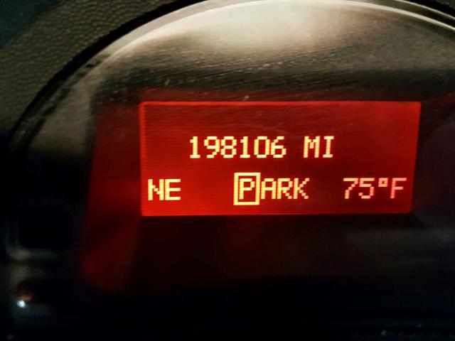 2G2WP552361285470 - 2006 PONTIAC GRAND PRIX WHITE photo 8