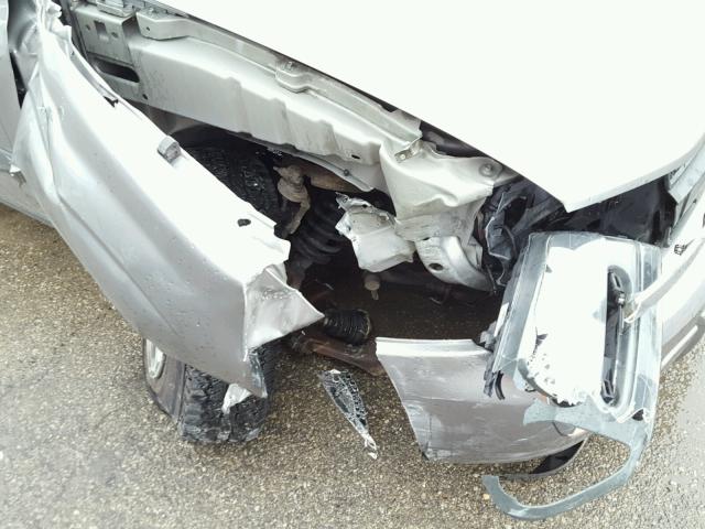 1GNDT13S152225445 - 2005 CHEVROLET TRAILBLAZE GRAY photo 9