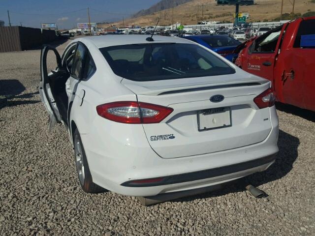 3FA6P0H73GR210423 - 2016 FORD FUSION SE WHITE photo 3