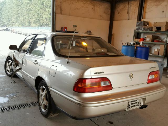 JH4KA7669PC010933 - 1993 ACURA LEGEND L GOLD photo 3