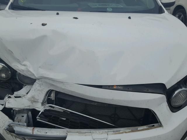 1G1JA5SH3C4214651 - 2012 CHEVROLET SONIC LS WHITE photo 7
