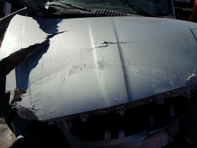 5LMFU28535LJ19430 - 2005 LINCOLN NAVIGATOR SILVER photo 7