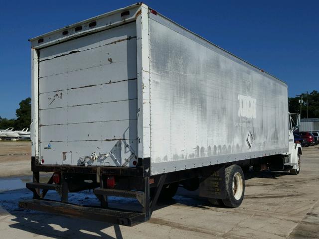 1FV3GFFC3TL767734 - 1996 FREIGHTLINER MEDIUM CON WHITE photo 4