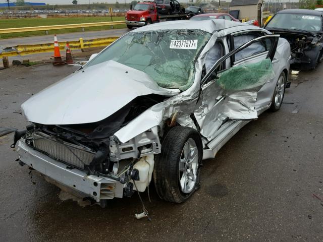 1G1ZH57B594271252 - 2009 CHEVROLET MALIBU SILVER photo 2