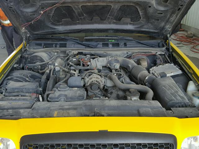 2FAFP71V08X155840 - 2008 FORD CROWN VICT YELLOW photo 7